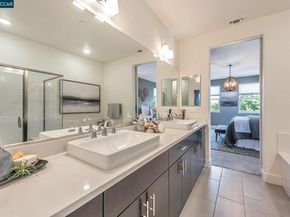 467 Mitchell Ave, Alameda CA 94501