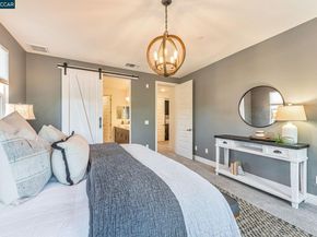 467 Mitchell Ave, Alameda CA 94501