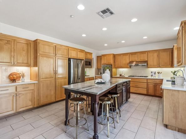4110 Mystic View Ct, Hayward CA 94542
