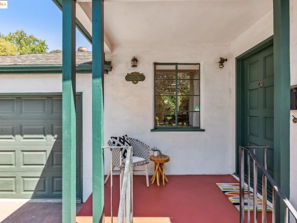 22574 6Th St, Hayward CA 94541