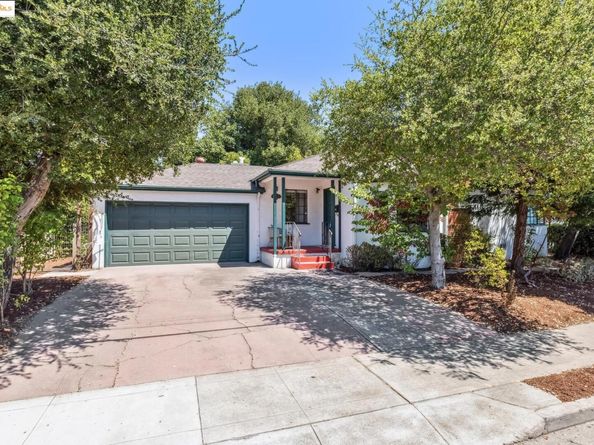 22574 6Th St, Hayward CA 94541