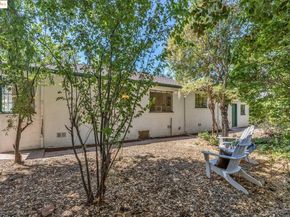 22574 6Th St, Hayward CA 94541