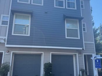 720 Grand Terrace