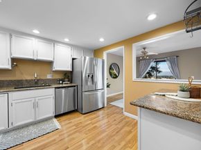 1112 Holmes Way, Hayward CA 94541