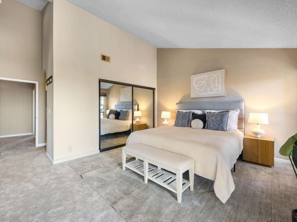 1112 Holmes Way, Hayward CA 94541