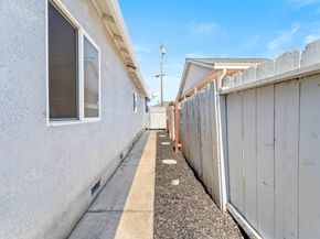 357 White Dr, Hayward CA 94544
