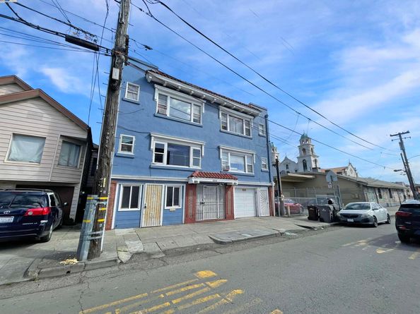 3314 Farnam St, Oakland CA 94601
