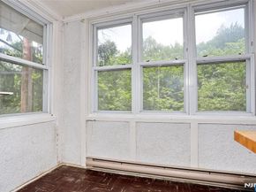 388 Allaire Avenue, Leonia NJ 07605