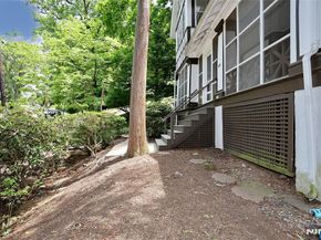 388 Allaire Avenue, Leonia NJ 07605