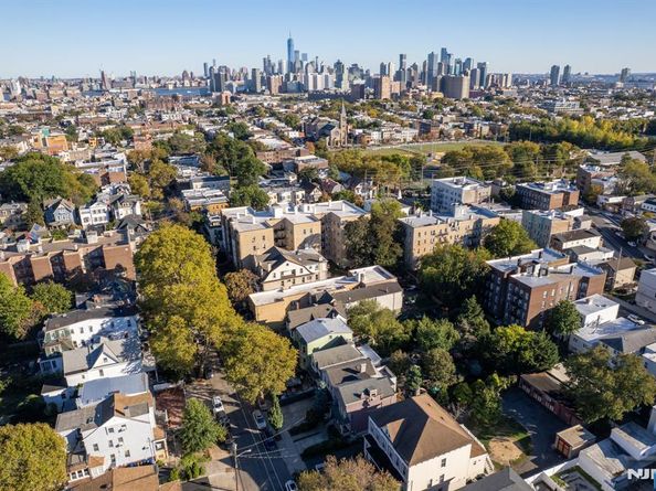 87 Sherman Place, Jersey City NJ 07307