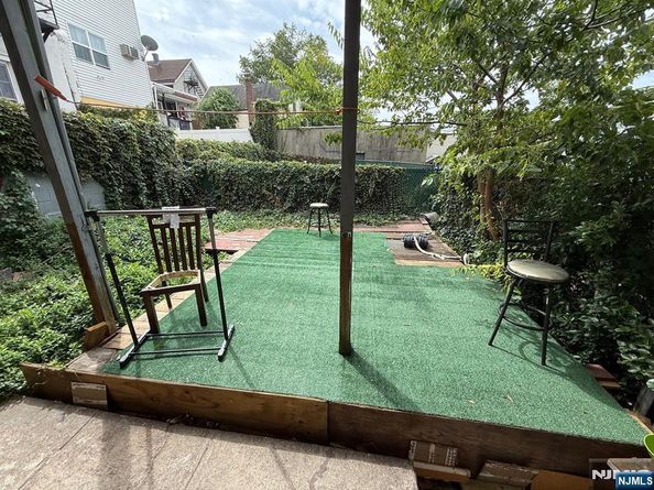 629 61st Street, West New York NJ 07093