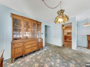 18 Ferncliff Road, Jersey City NJ 07305