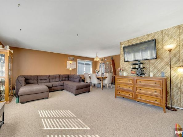18 Ferncliff Road, Jersey City NJ 07305