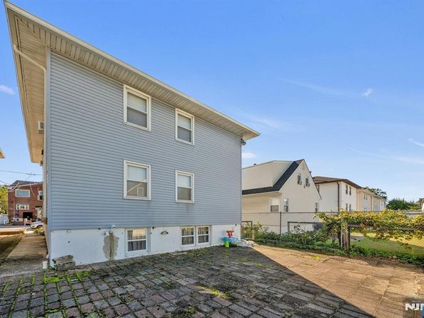 18 Ferncliff Road, Jersey City NJ 07305