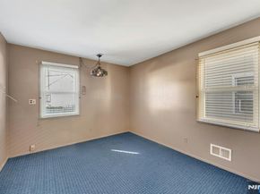 18 Ferncliff Road, Jersey City NJ 07305