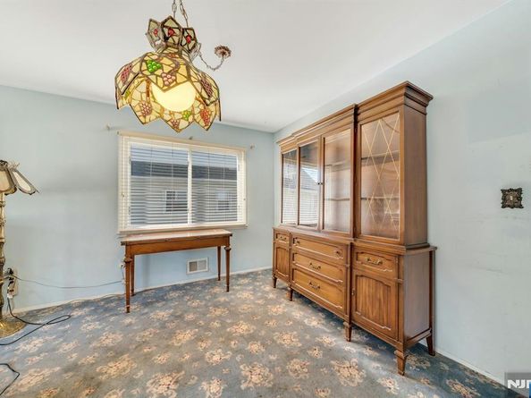 18 Ferncliff Road, Jersey City NJ 07305