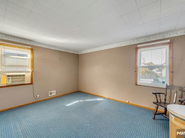 18 Ferncliff Road, Jersey City NJ 07305
