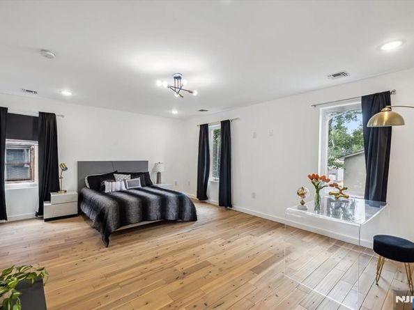 470 Myrtle Avenue, Englewood NJ 07631