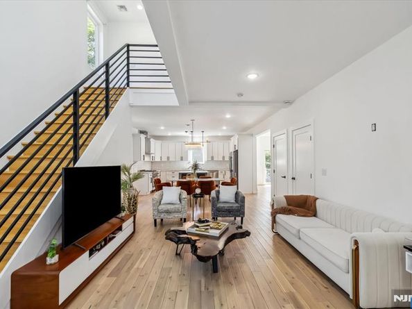 470 Myrtle Avenue, Englewood NJ 07631