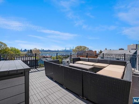 12 Cortland Place, Cliffside Park NJ 07010