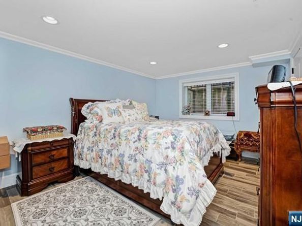 12 Cortland Place, Cliffside Park NJ 07010