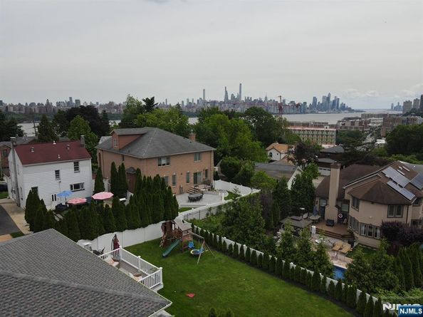 384 Highland Avenue, Cliffside Park NJ 07010