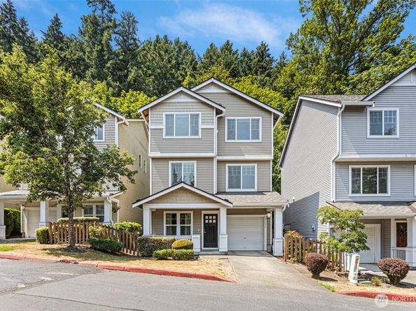 21251 S 40th Place 45, SeaTac WA 98198