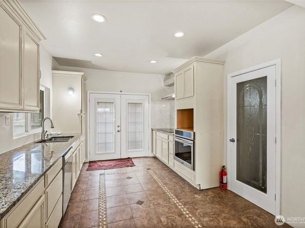 4012 Rucker Avenue, Everett WA 98201