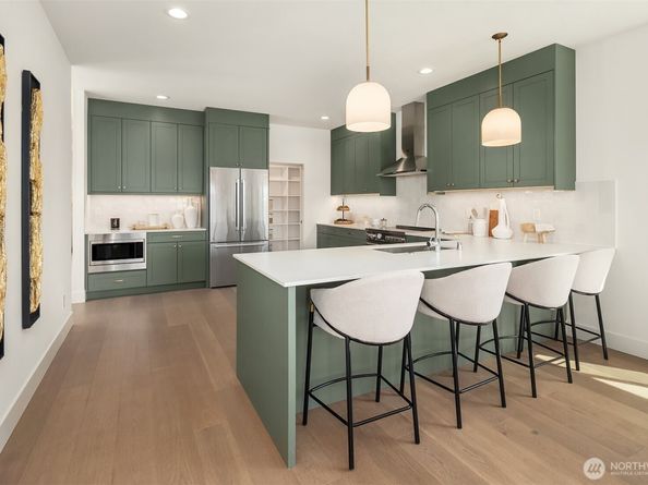 3442 13th Avenue W A, Seattle WA 98119