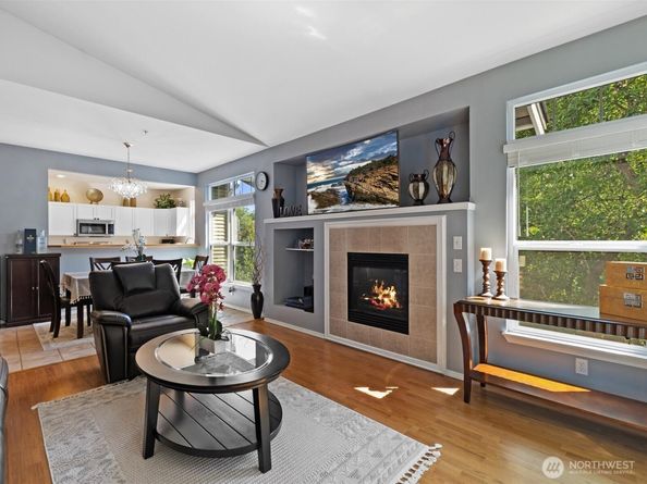 12712 Admiralty Way C301, Everett WA 98204