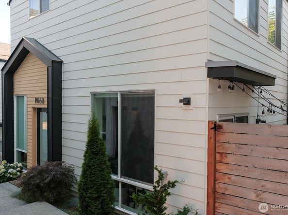 1916 18th Avenue S B, Seattle WA 98144