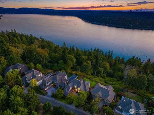 2451 204th Terrace NE, Sammamish WA 98074
