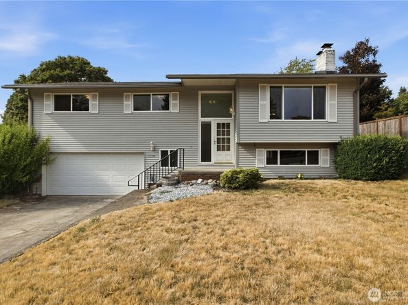 10074 SE 213th Place, Kent WA 98031