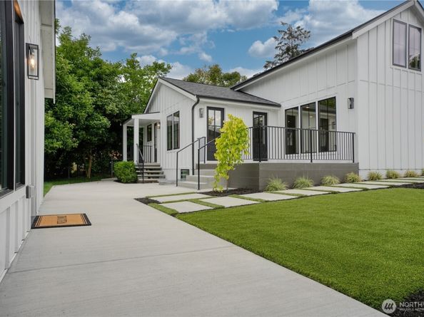 7743 Seward Park Avenue S, Seattle WA 98118