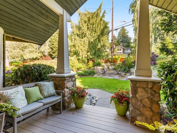 1907 2nd Street, Kirkland WA 98033