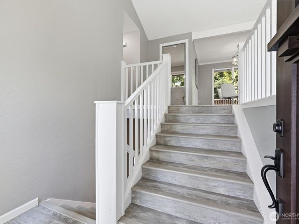 9550 172nd Avenue NE, Redmond WA 98052