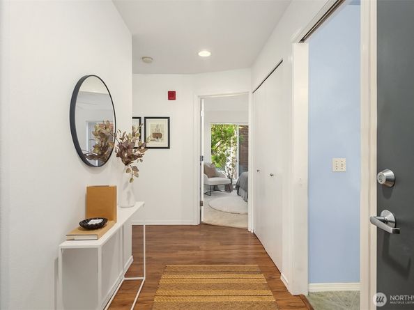 323 Queen Anne Avenue N 217, Seattle WA 98109