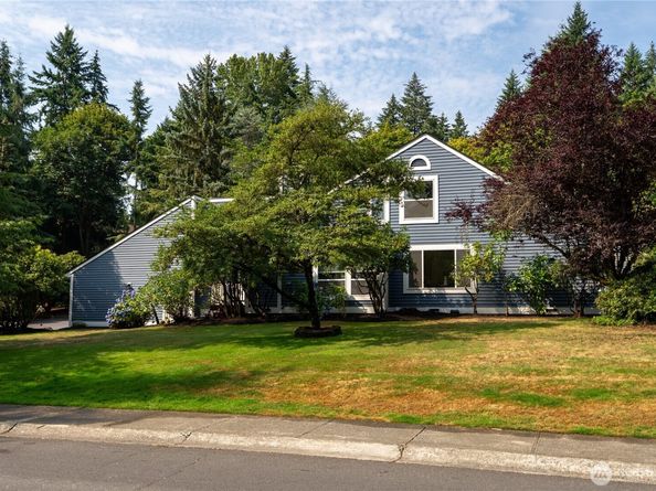 11701 NE 105th Lane, Kirkland WA 98033