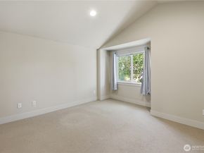 723 N 95th Street A, Seattle WA 98103