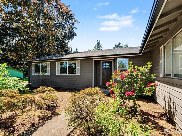 28605 30th Avenue S, Federal Way WA 98003