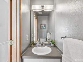 7226 NE 171st Lane, Kenmore WA 98028