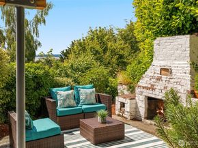 6321 Atlas Place SW, Seattle WA 98136
