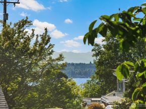 1115 N 30th Street, Renton WA 98056