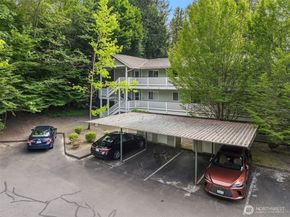 12323 NE 97th Street M, Kirkland WA 98033