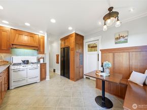 1519 1st Avenue N, Seattle WA 98109
