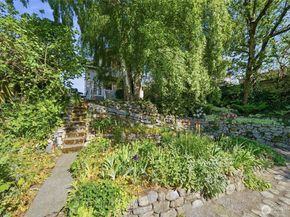 1519 1st Avenue N, Seattle WA 98109