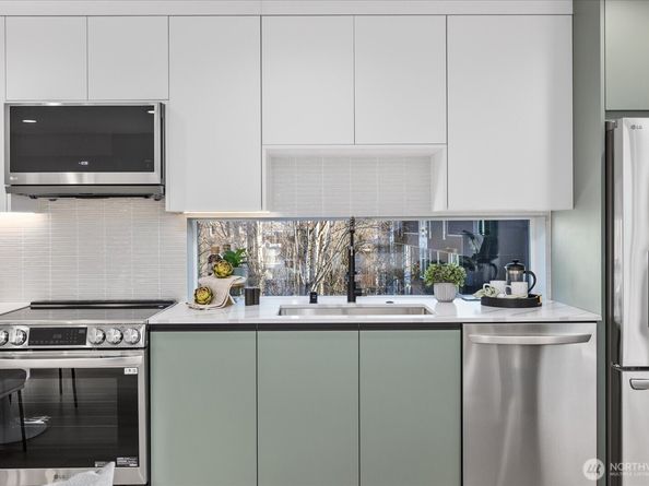 3112 Queen Anne Avenue N, Seattle WA 98119