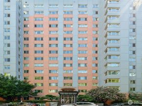 1400 Hubbell Place PH112, Seattle WA 98101