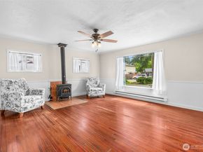 626 SW 142nd Street, Burien WA 98166