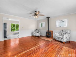 626 SW 142nd Street, Burien WA 98166